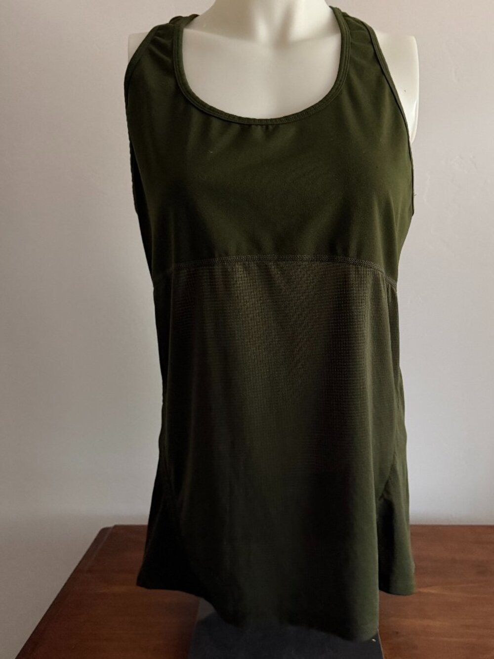 FABLETICS Women's Athletic Tank Top Racerback -Dark Olive -Size L Side Rouching